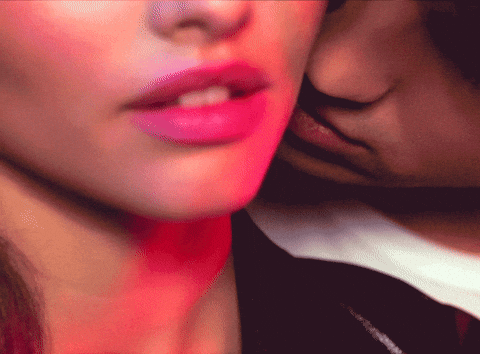 Amoureuse Gifs Get The Best Gif On Giphy