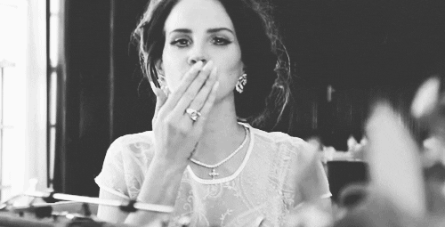 Lana Del Rey mantendo vivo o sonho indie americano - Música - UOL Música