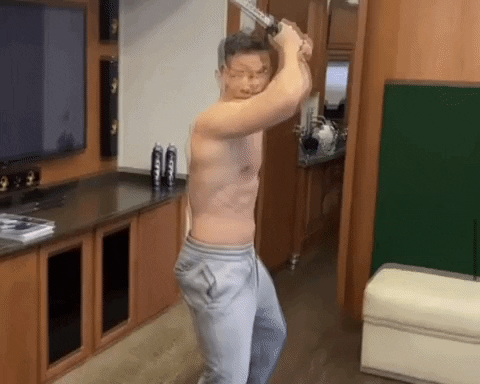 giphy.gif?cid=4d1e4f2969ebd480024c2e7122
