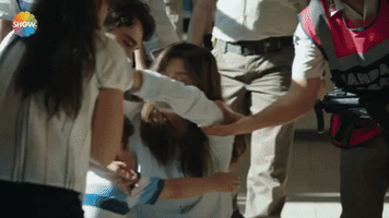 200.gif?cid=fc005b087de8ee33a04b33e2390e8b30867446d8d467a5c8&rid=200.gif&ct=g