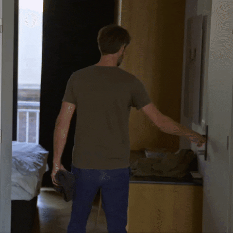 Close The Door Leaving GIF by vrt