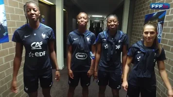 womens soccer synchronized dab GIF by Equipe de France de Football
