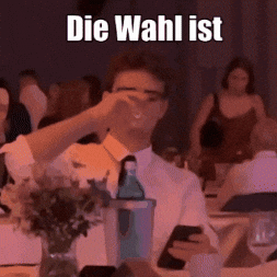 Gruene Lotte GIF by Ben Suchy