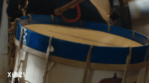 giphy.gif?cid=ecf05e478350ebc091cac9e382