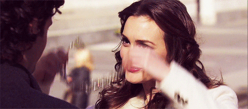 Blair Waldorf GIFs - Get the best GIF on GIPHY