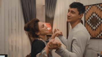 Uzaksehir GIF