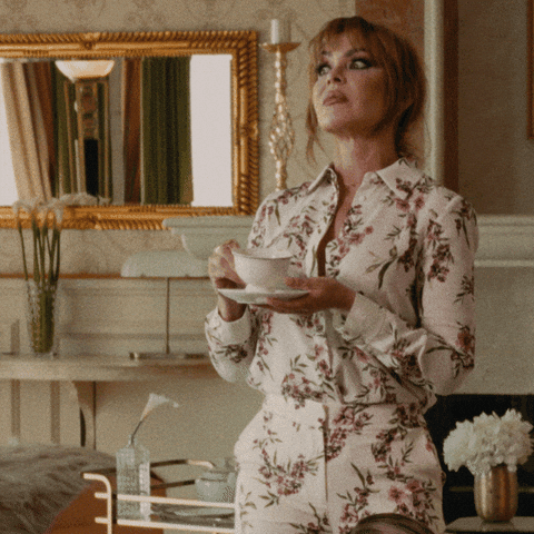 Gabriela Spanic Apple GIF by Nido de Villanas