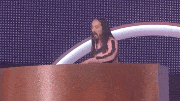 Steve Aoki GIFs - Find & Share on GIPHY