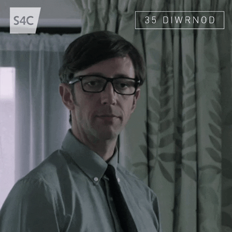 Drama Reaction GIF by S4C