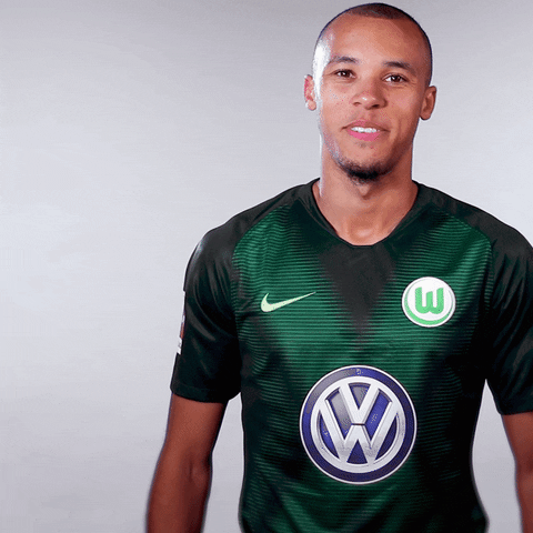 marcel tisserand thumbs up GIF by VfL Wolfsburg
