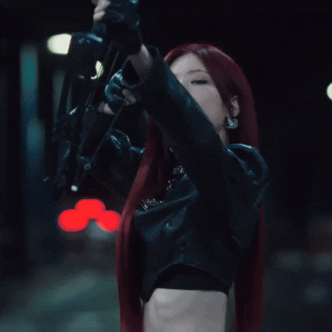 Kim Lip GIF