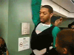giphy.gif?cid=4d1e4f29ed4d9f947c5c42eb12