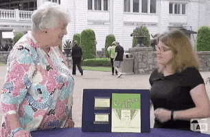 yankee doodle singing GIF by ANTIQUES ROADSHOW | PBS