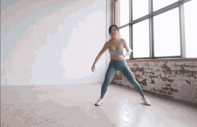 Exercise GIF by Chloe Ting - Find & Share on GIPHY