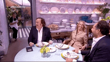 200.gif?cid=fc005b08e7c51a715c7b4e6f19c6295b43fb65b18deba457&rid=200.gif&ct=g