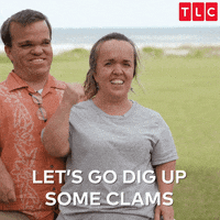 Digging 7 Little Johnstons GIF by TLC