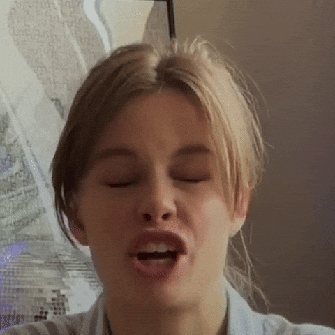 Laura Cozmic GIF by ArhiTeach