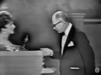 oscars-academy-awards-1961-l0ExoVQnWd1Zgy1AQ