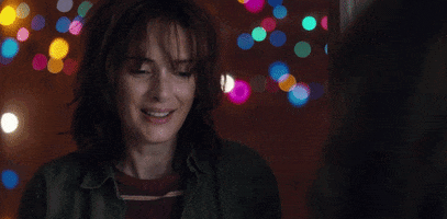 Resultado de imagen de joyce byers actor
