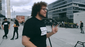 200.gif?cid=fc005b0841fea53864c9d617ecc9ba25fe7a346a357d6f82&rid=200.gif&ct=g