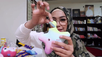 Squish GIFs - Find & Share on GIPHY