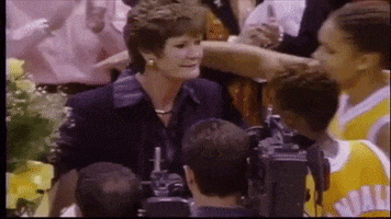 200.gif?cid=fc005b086405a32afebdafd7694bfeced5362ce076ac74b7&rid=200.gif&ct=g