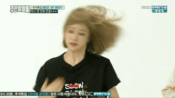 hkwhozthatgirl  GIF