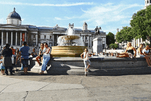 anatoleya london fountain water fountain trafalgar square GIF