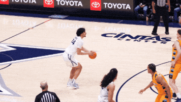 Xaviermbb GIF by Xavier Men's Basketball
