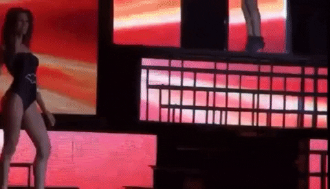 giphy.gif?cid=4d1e4f293e1713728a9be1eb01