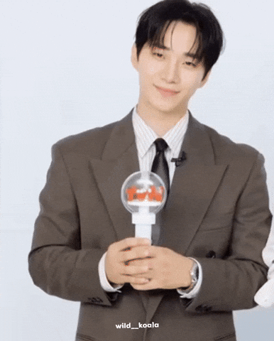 Leejunho GIF