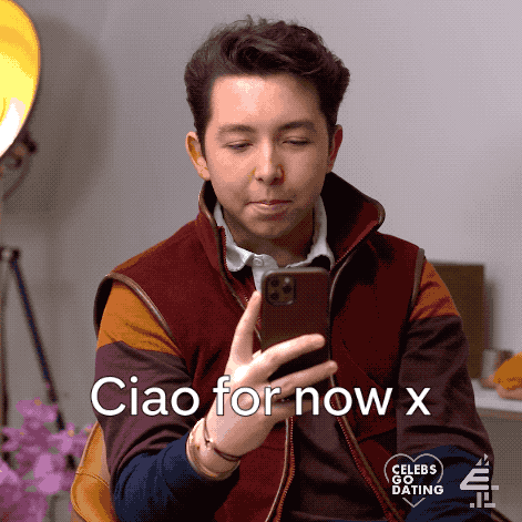 Bye Bye Ciao GIF by Celebs Go Dating