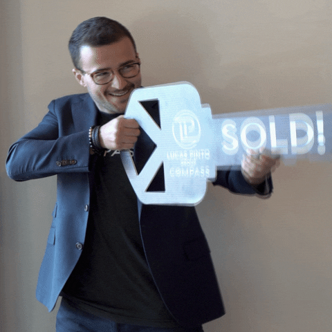 Lucas Pinto Group GIF