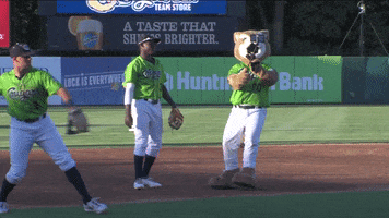selfie ozzie t cougar GIF by Kane County Cougars