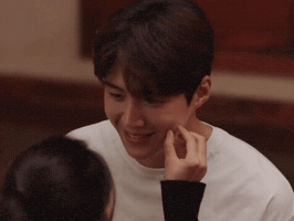 Kim Seon Ho Pinch GIF