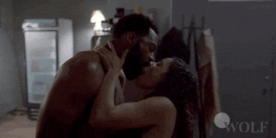 Dick Wolf Kiss GIF by Wolf Entertainment