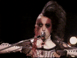 Moi Dix Mois Singing GIF