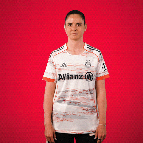 Football Soccer GIF by FC Bayern Women