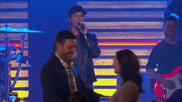 200.gif?cid=fc005b086648e041c6c9290d6dd9e1d146f9c4612d27b8f1&rid=200.gif&ct=g