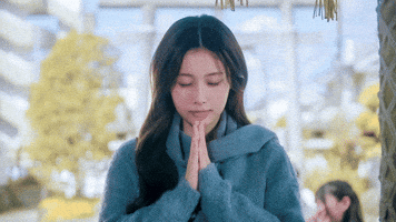 Hyewon Praying GIF