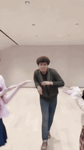 Dance Idol GIF