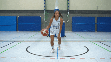 Germany Running GIF by HTC Basketball