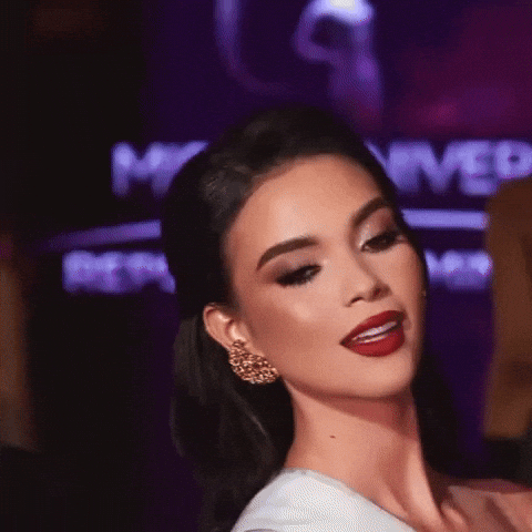 Look Queen GIF