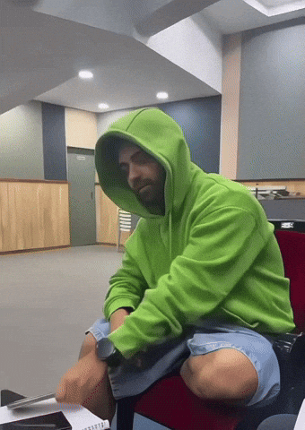 Hermitwaveslistener GIF