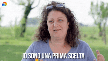 Queen Elisabetta GIF by discovery+