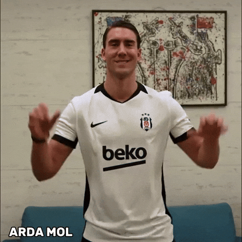 Vlahovic GIF