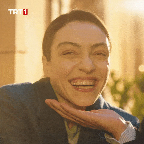 Giphy - Merve Dizdar Gulben GIF by TRT