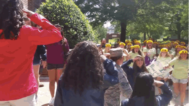 Heartwarming GIF - Find & Share on GIPHY