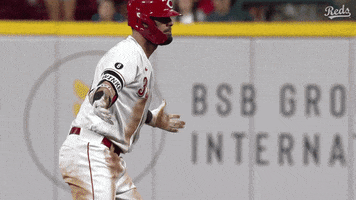 Jesse Winker Baseball GIF by Cincinnati Reds