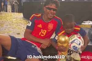 Lamine Yamal GIF
